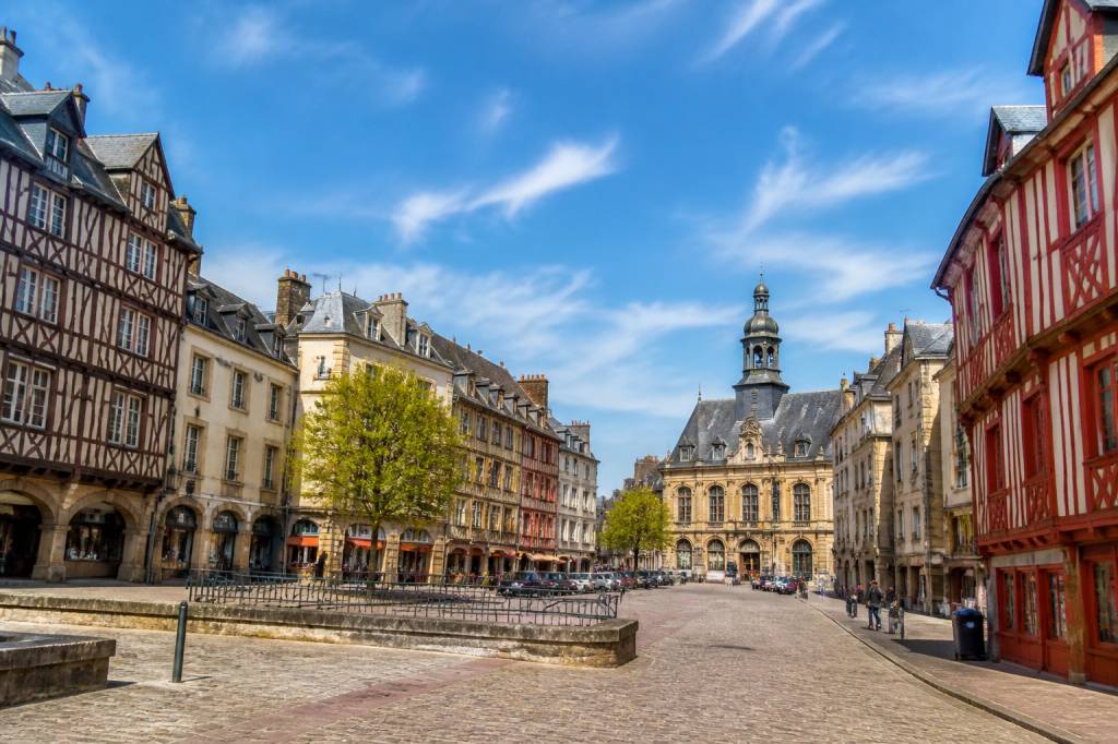 Seo rennes : stratégie pour améliorer votre visibilité locale sur Google